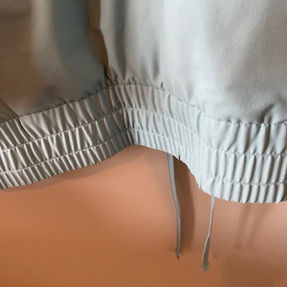 Elevate All Weather Blue Haze Light Windbreaker – NWT Size L – will fit an XL - Picture 9 of 12